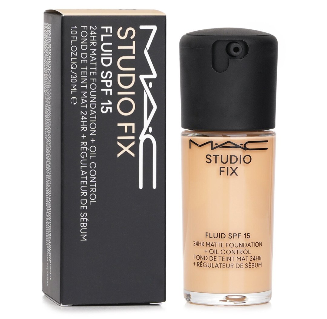 کرم‌پودر مک Studio Fix Fluid SPF 15پوشانندگی بالا و ماندگاری حرفه‌ای